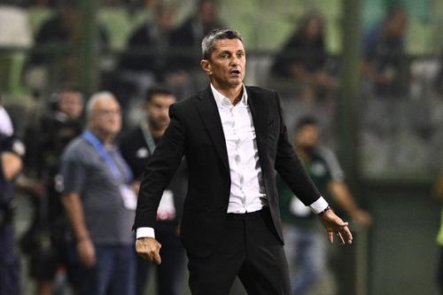 PAOK Salonic, echipă antrenată de Răzvan Lucescu (54 de ani), e pe primul loc în Grecia