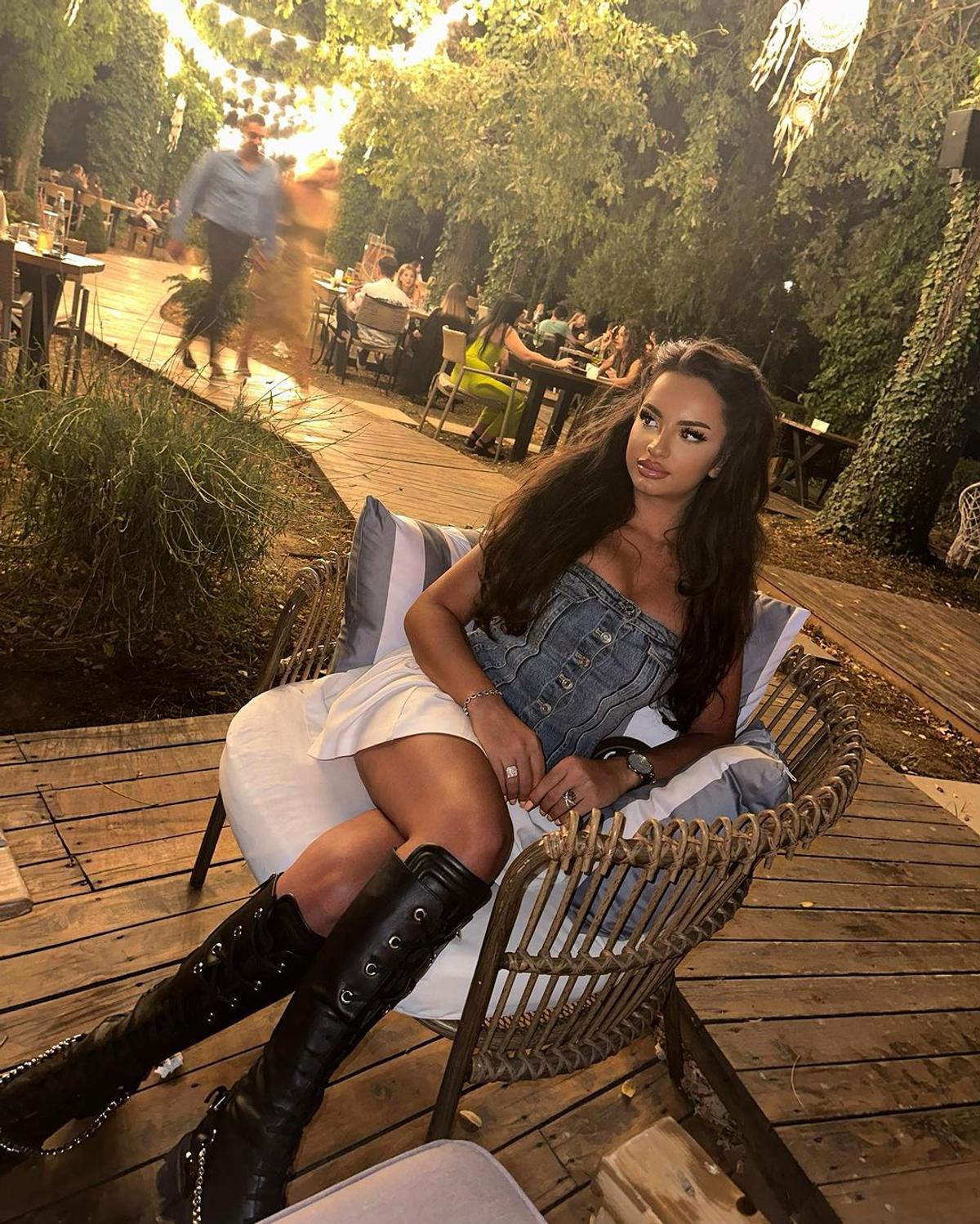 Lorena îți taie răsuflarea în „vulcanul” din Giulești! „Drogul acesta vişiniu m-a cuprins”