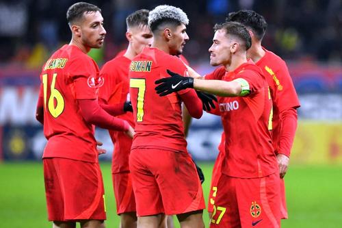 Darius Olaru (25 de ani), mijlocașul ofensiv de la FCSB, ar fi fost urmărit de reprezentanții clubului Monza, din Serie A, la meciul cu Hermannstadt, scor 3-0/ foto: Cristi Preda (GSP)