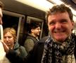Gazeta l-a scos la plimbare pe Zeljko Kopic, iar dinamovistul s-a „ciocnit” de candidatul Nicușor Dan în metroul din București » Imagini SHOW: „Citesc despre tine!”