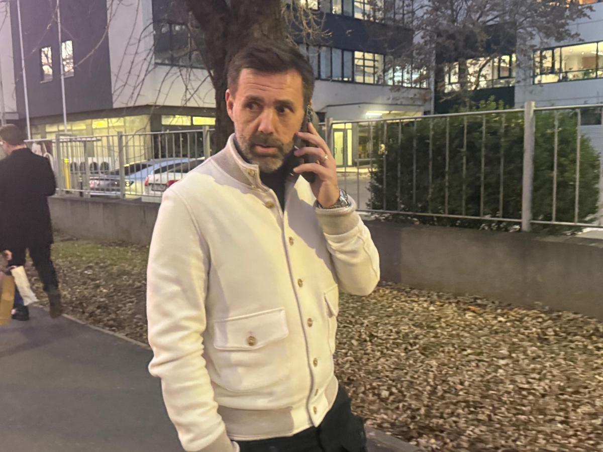Antrenorul din Superliga a „simțit” că Nicușor Dan va ajunge președinte încă din decembrie: „Mulți au zis că nu e posibil” » Gazeta i-a surprins când au făcut cunoștință la metrou