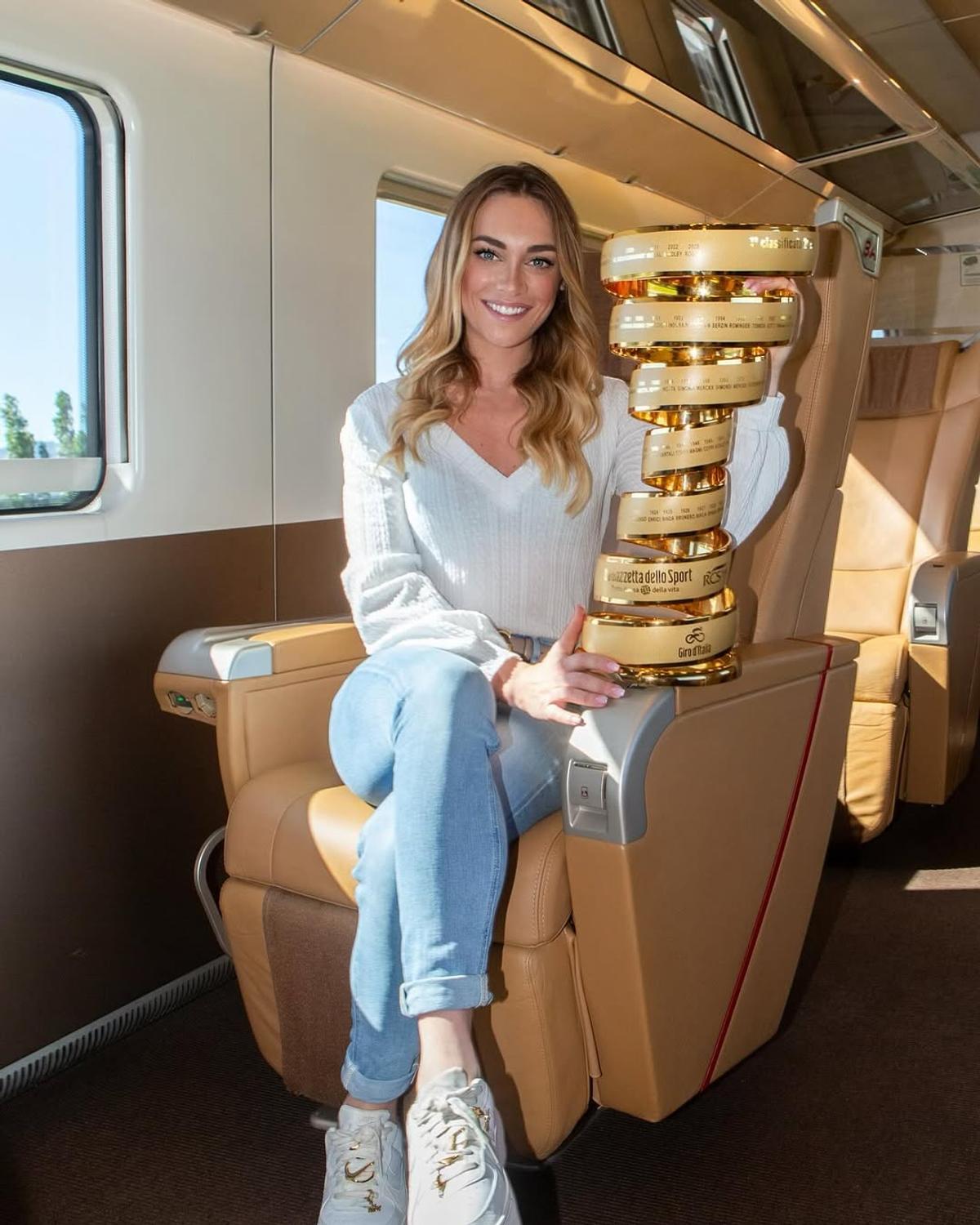 Letizia Paternoster, „căzătură grea” suferită în timpul presezonului din Spania. Foto: Instagram