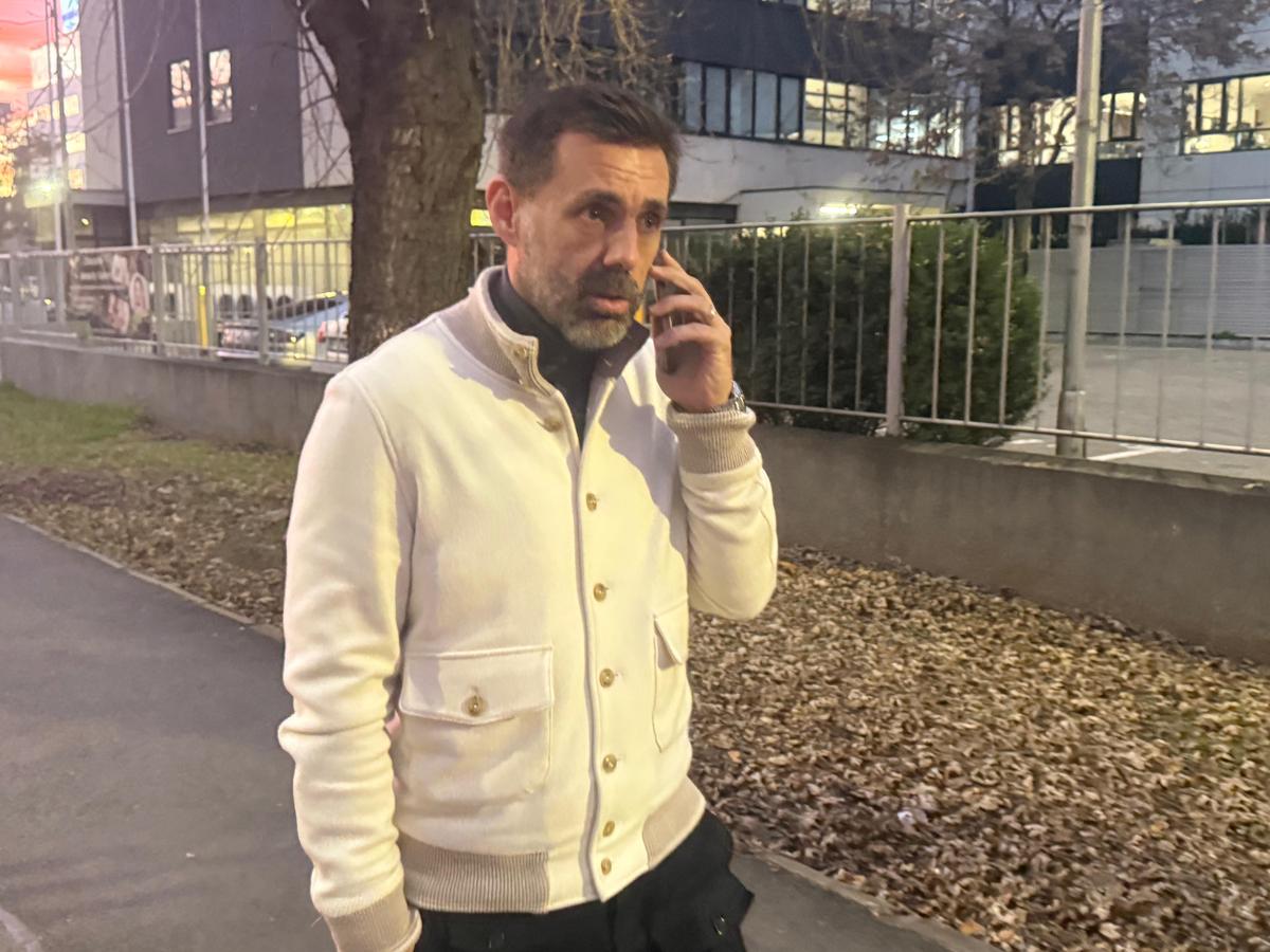 Antrenorul din Superliga a „simțit” că Nicușor Dan va ajunge președinte încă din decembrie: „Mulți au zis că nu e posibil” » Gazeta i-a surprins când au făcut cunoștință la metrou