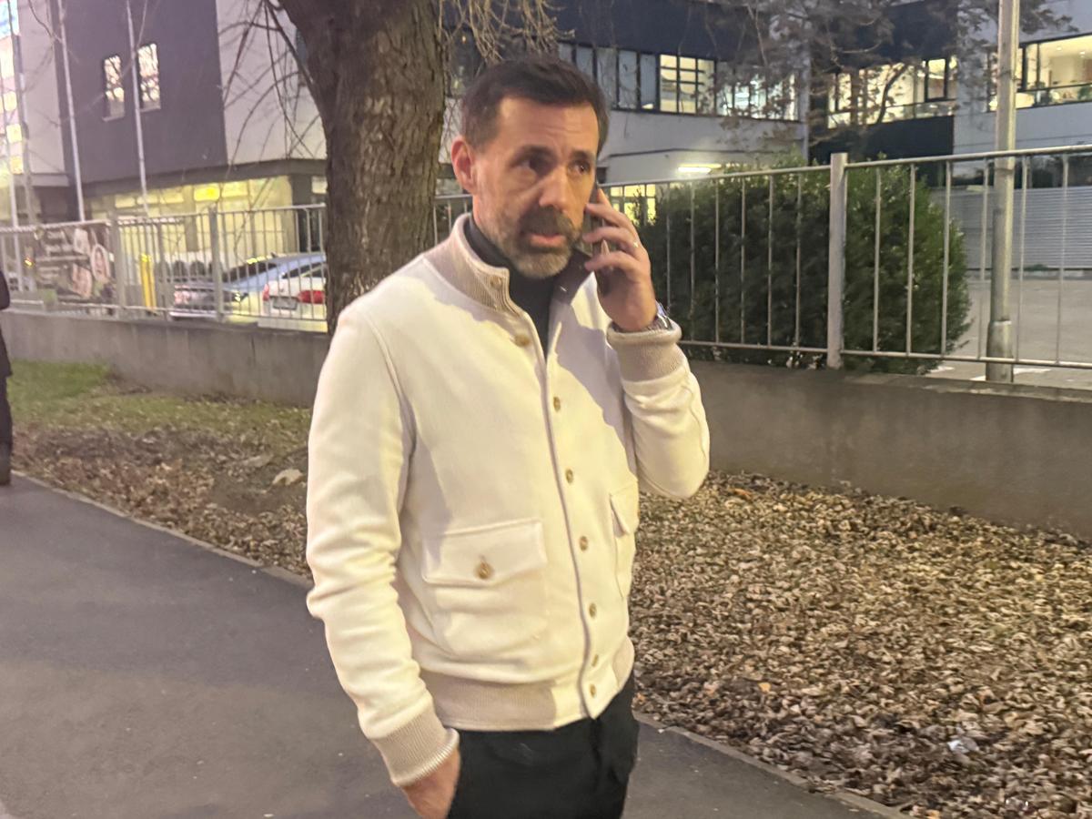 Antrenorul din Superliga a „simțit” că Nicușor Dan va ajunge președinte încă din decembrie: „Mulți au zis că nu e posibil” » Gazeta i-a surprins când au făcut cunoștință la metrou