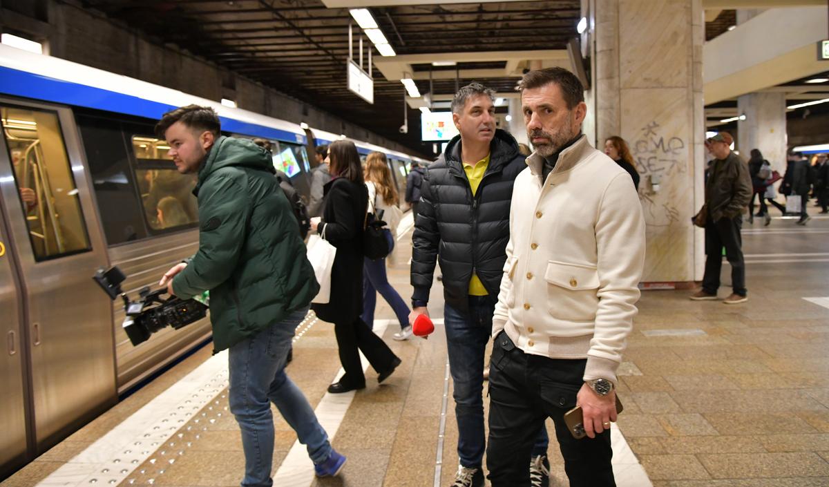 Antrenorul din Superliga a „simțit” că Nicușor Dan va ajunge președinte încă din decembrie: „Mulți au zis că nu e posibil” » Gazeta i-a surprins când au făcut cunoștință la metrou