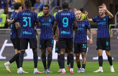 Titularul lui Cristi Chivu, ajuns pe radarul Barcelonei: mai are patru propuneri! + Ce mutare pregătește Inter