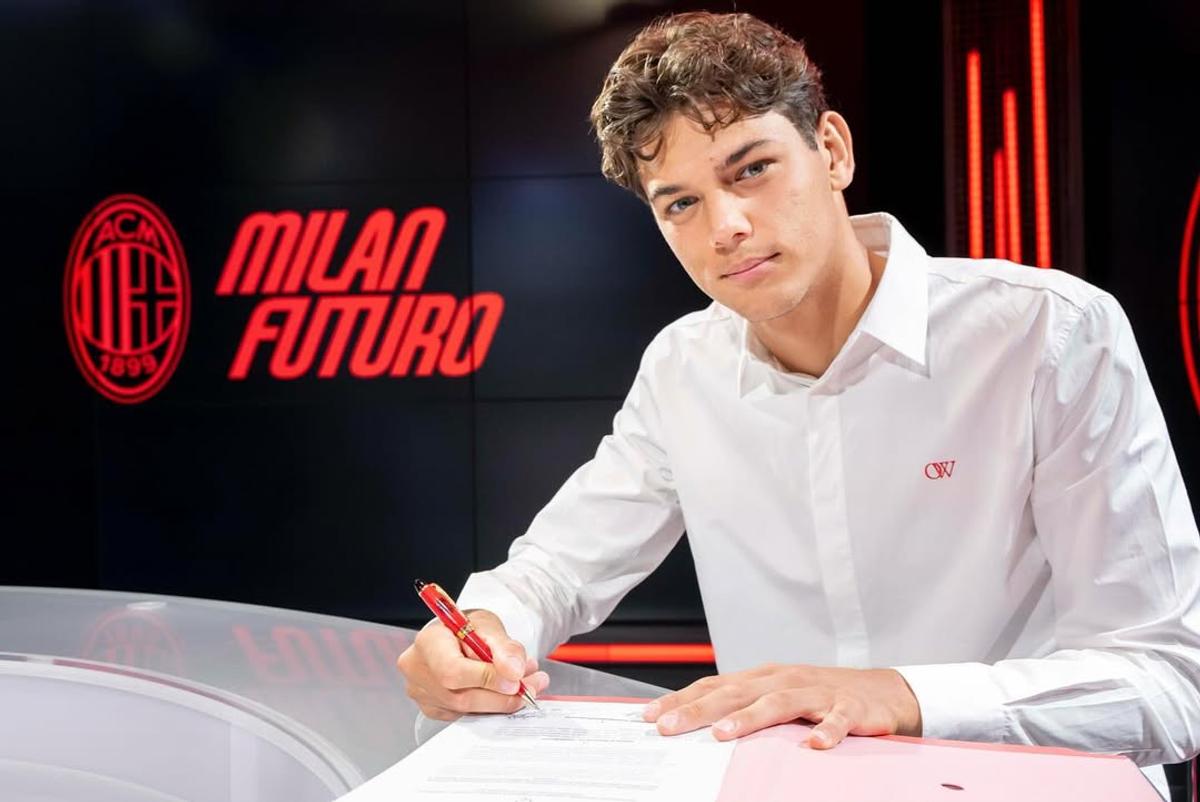 Matteo Duțu - Milan - carieră