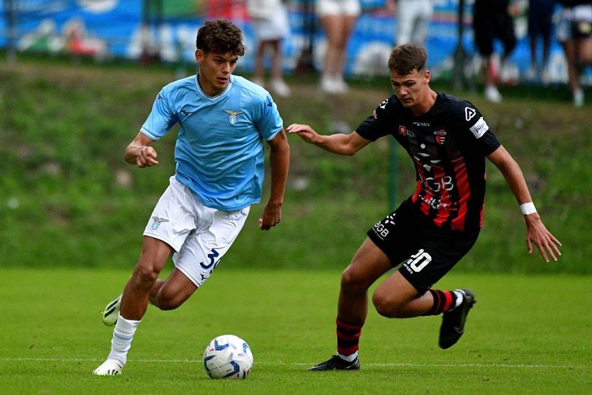 Matteo Duțu - Milan - carieră