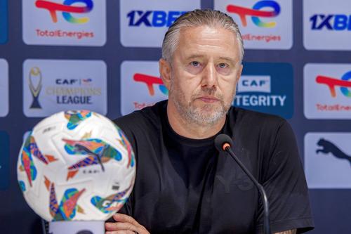 Laurențiu Reghecampf, antrenorul lui Al-Hilal Omdurman // FOTO: X