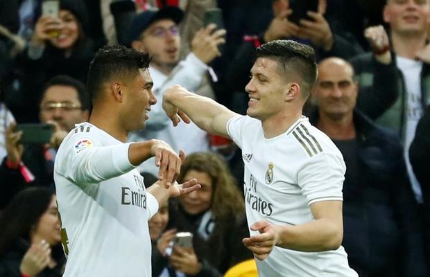 REAL MADRID - SEVILLA 2-1 // VIDEO+FOTO » Casemiro, eroul lui Real Madrid! Brazilianul a reușit prima „dublă” din carieră: pasă genială a lui Jovic