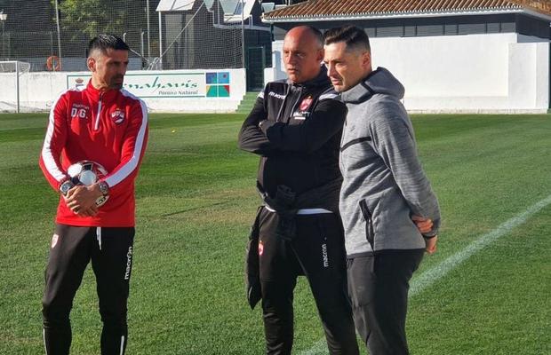Motivul incredibil pentru care Ionel Dănciulescu poartă două ceasuri la antrenamentele lui Dinamo: păzește Rolexul lui Fabbrini, de câteva zeci de mii de euro!