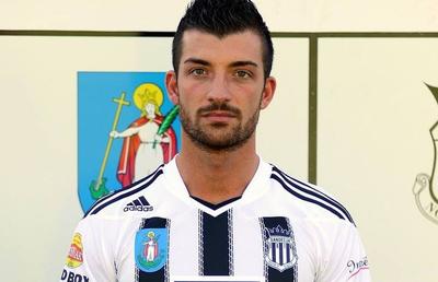 Un fost fotbalist din Spania s-a înscris la „Insula Iubirii” + cere 2.000 de euro pe seară ca escortă masculină
