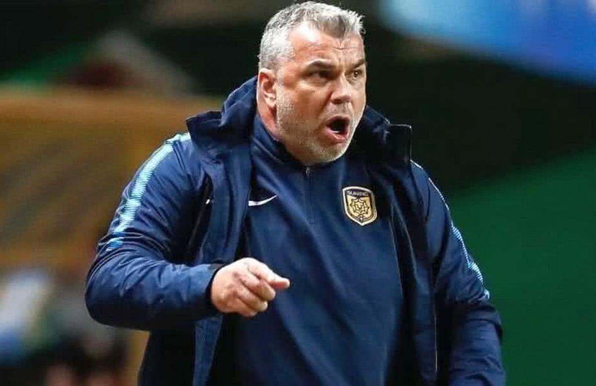 Cosmin Olăroiu este tot mai aproape de sfârșitul aventurii la Jiangsu Suning! S-a certat cu șefii