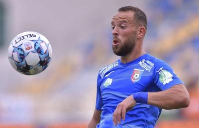 Al 4-lea transfer al iernii pentru Dan Petrescu » Neguț a semnat cu CFR Cluj