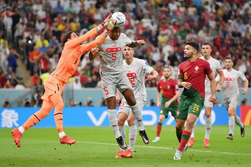 Yann Sommer (34 de ani), portarul elvețian de la Borussia Monchengladbach, va semna cu Bayern Munchen.