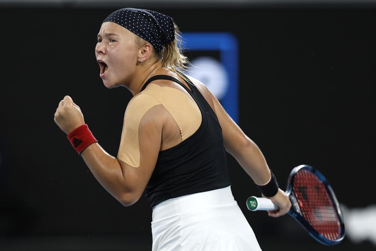Maria Sakkari, nervi la Australian Open! S-a enervat pe adversara din Rusia: „Dacă mai face asta o dată, vorbesc cu supervizorul”
