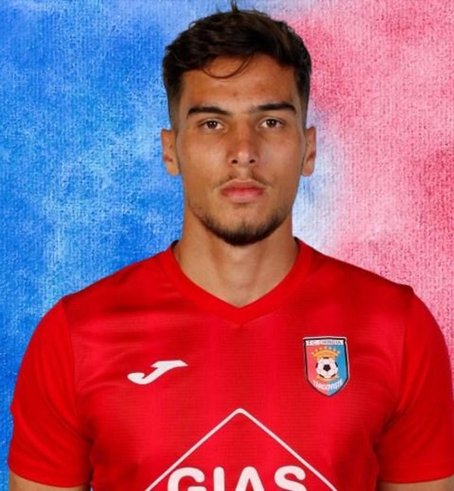 Mrco Dulca, prezentat la Chindia/ foto: Facebook @AFC Chindia Oficial Mutări importante la un club din Superliga » A transferat un fotbalist de la FCSB și a renunțat la doi jucători