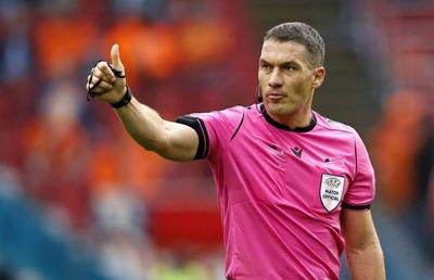 Schimbare radicală în fotbal: Istvan Kovacs, printre primii care aplică noua regulă luată din rugby