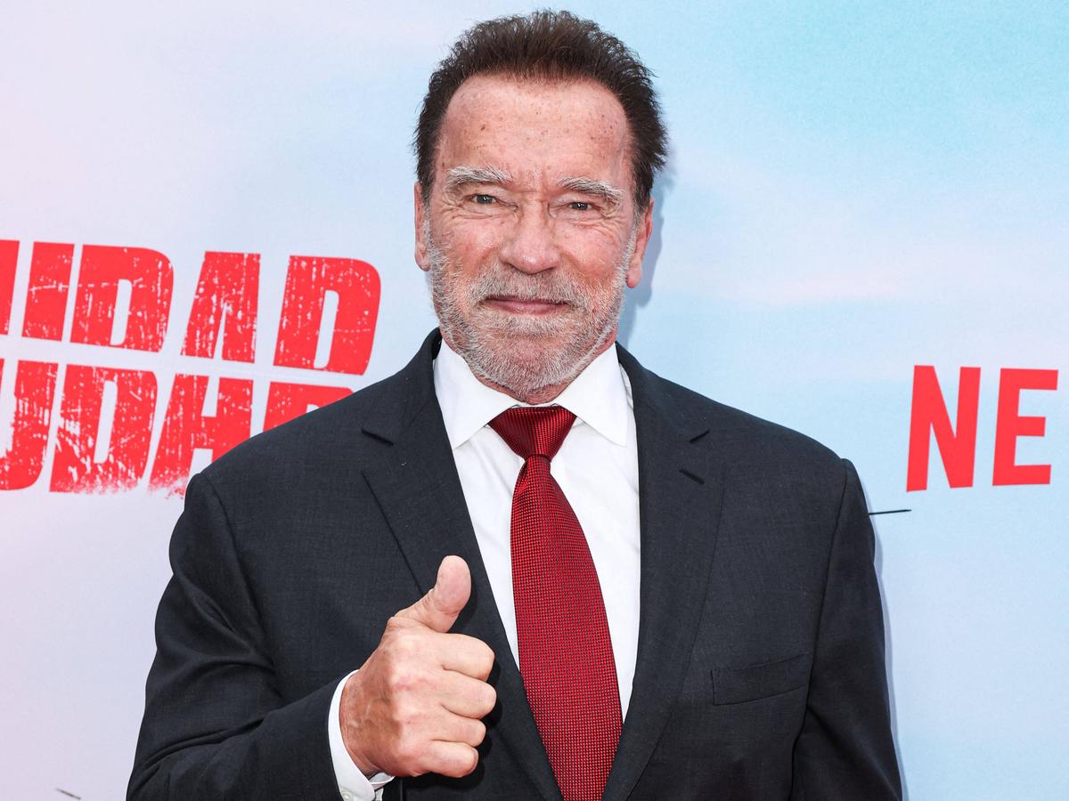 Final de coșmar pentru Arnold Schwarzenegger la Munchen » Reținut și șicanat 3 ore, și-a lăsat partenera drept garanție că se întoarce! „Nemții nu mai văd pădurea de copaci”