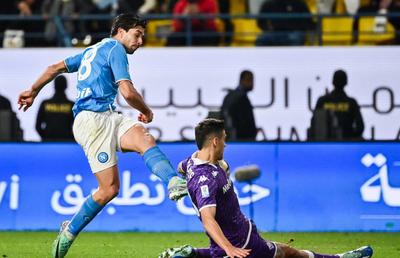 Napoli - Fiorentina, victorie clară și calificare în finala Supercupei Italiei pentru echipa lui Mazzarri