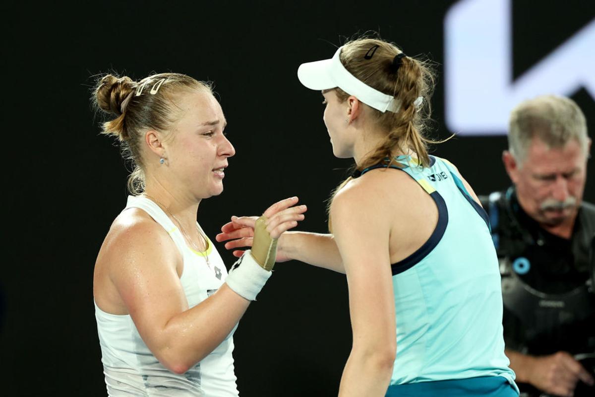 Înfruntare EPICĂ la Australian Open » Elena Rybakina a ratat 6 mingi de meci, în cel mai lung tiebreak din istoria Grand Slamurilor!