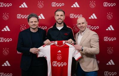 Jordan Henderson, prezentat oficial la Ajax!
