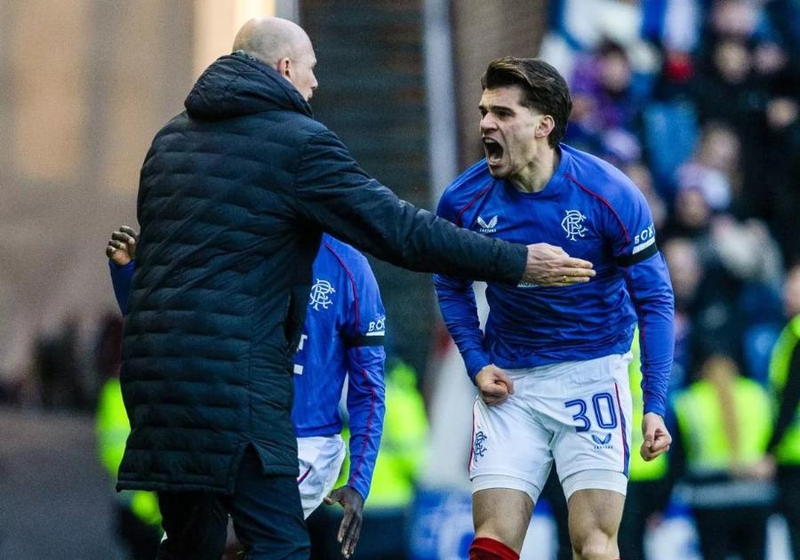 Managerul lui Rangers, Philippe Clement, vrea să continue colaborarea cu Ianis Hagi Italienii insistă cu interesul pentru Ianis Hagi » „Dan Șucu vrea să pună la Genoa o temelie românească!”