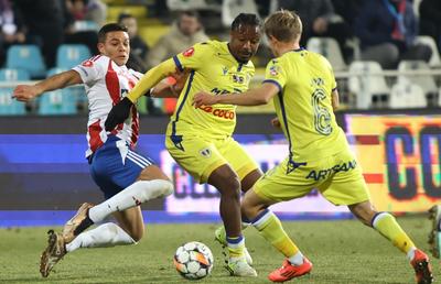 Burcă și Mutu au dat-o la pace în Oțelul - Petrolul » Cum arată clasamentul din Superligă ACUM