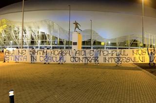„Șah-mat! Mutarea e finală” » Ultrașii lui FCU Craiova, mesaj la miezul nopții pentru Mititelu și Olguța Vasilescu