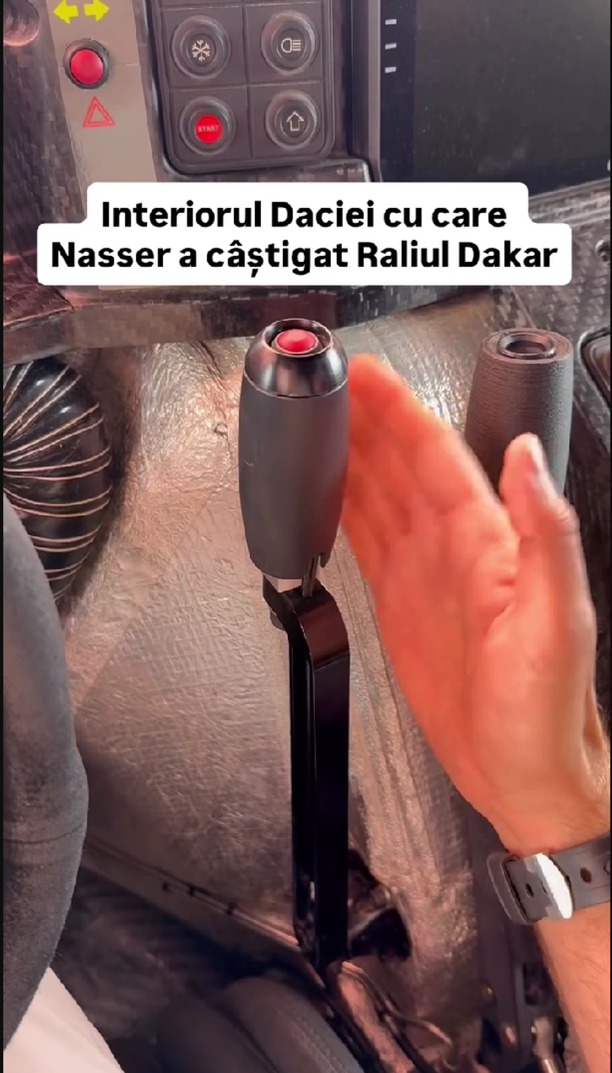 Cum arată interiorul Daciei care a scris istorie la Dakar