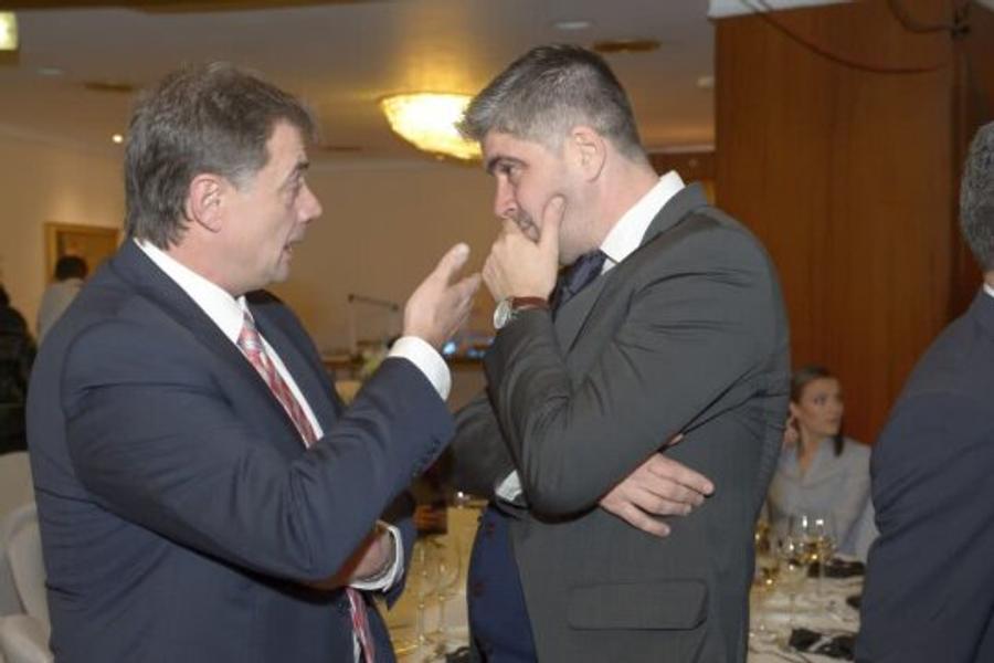 Vassaras - Deaconu, cuplul arătat acum cu degetul de dezvăluirile lui Patrițiu Abrudan. Foto: Arhiva GSP Atac total la adresa lui Vassaras: „Mi-a schimbat delegările la opt meciuri dintr-o etapă. Nu sunt o marionetă!” + Dezvăluiri despre Deaconu: „A promovat numai peste gard”