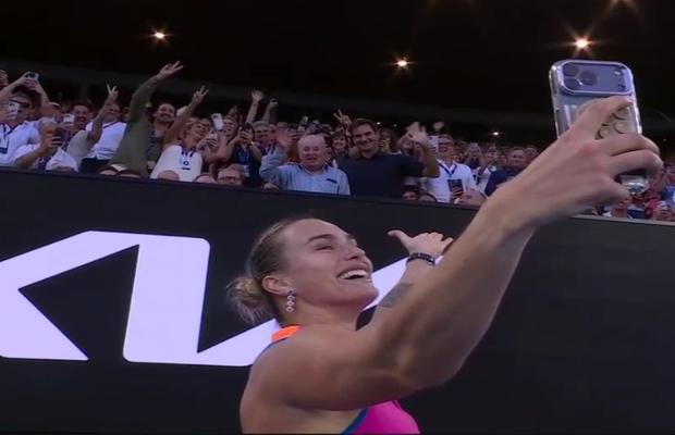 Sabalenka, victorie fără emoții în primul meci de la Melbourne » Moment inedit cu Federer