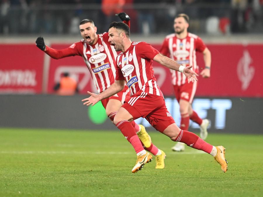Adnan Aganovic. Foto: Imago Are 38 de ani, dar „sparge” topul fizic în România! Alimentul pe care l-a eliminat de ani buni: „Cât mai puțin”