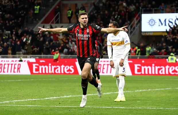Milan câștigă pe San Siro și strânge clasamentul » Cum arată situația la vârf în Serie A
