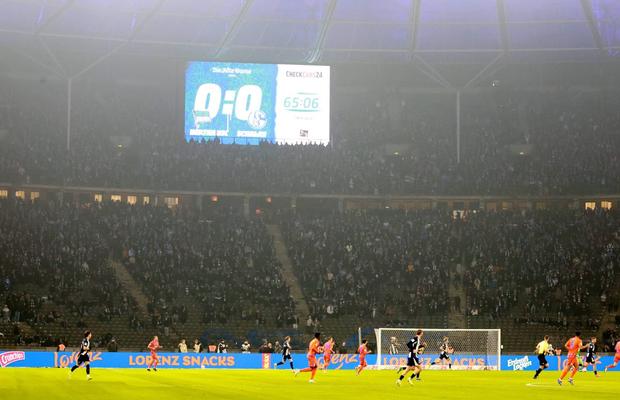 Zeci de răniți în jurul stadionului înaintea unui meci dintre două nume mari din Germania