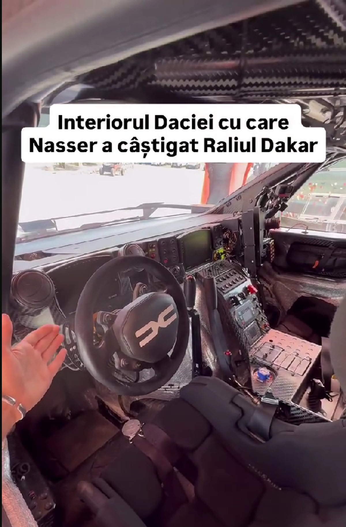 Cum arată interiorul Daciei care a scris istorie la Dakar