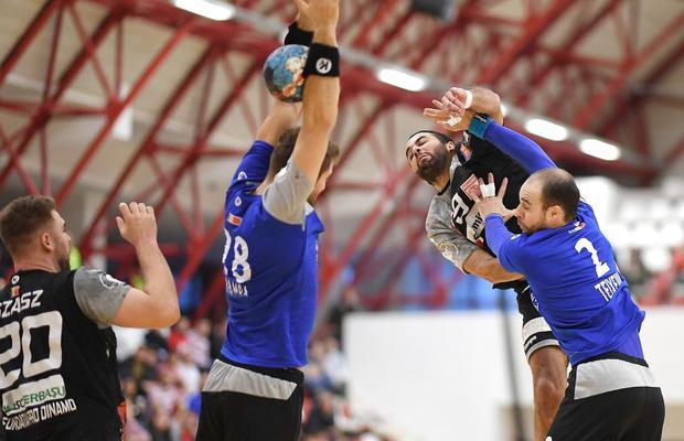 Sferturi Challenge Cup: Potaissa Turda - AEK Atena și CSM București - Victor Stavropol
