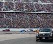 FOTO + VIDEO Donald Trump a dat o tură cu „The Beast” la NASCAR