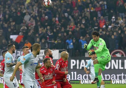 Piscitelli a fost notat cu 7 în Gazetă pentru prestația din Derby