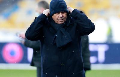 FOTO Mircea Lucescu și-a certat portarul chiar pe teren, după remiza cu Brugge, din Europa League! Fanii i-au cerut din nou să plece