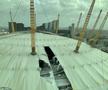 Acoperiș arena O2, distrus de furtună