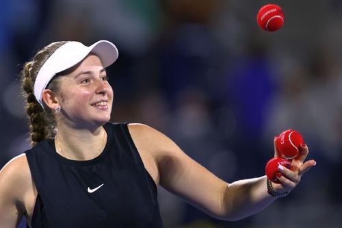 Jelena Ostapenko, în continuare de neoprit! Letona a eliminat o sportivă care colaborează cu Darren Cahill