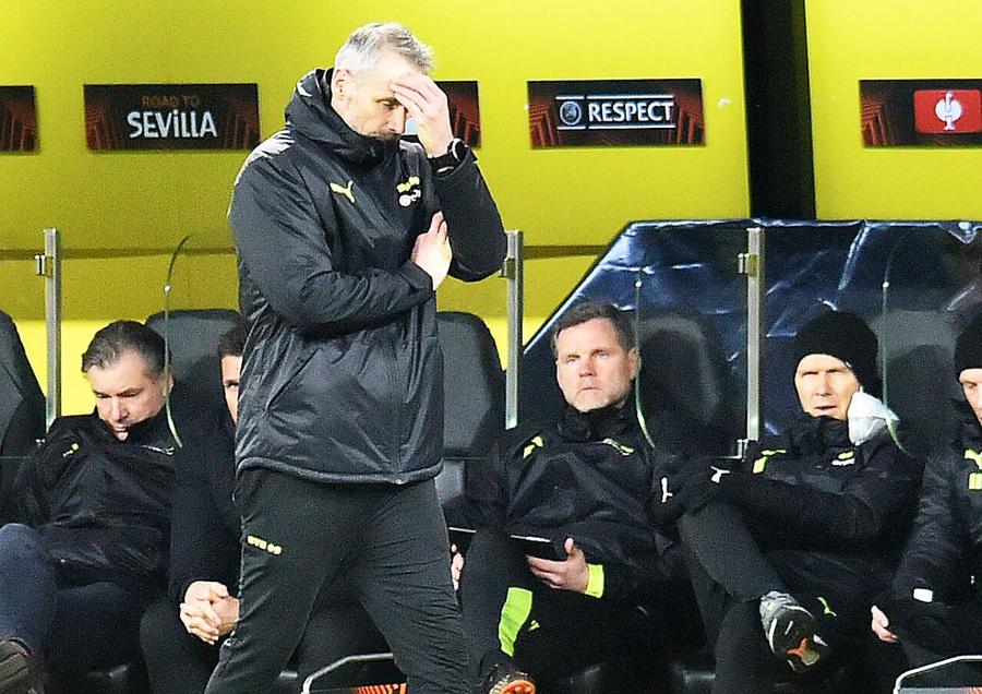 Marco Rose, pe banca celor de la Borussia Dortmund, foto: Imago Borussia Dortmund, decizie radicală în Bundesliga: dă afară 11 jucători! Cine sunt „victimele de lux”