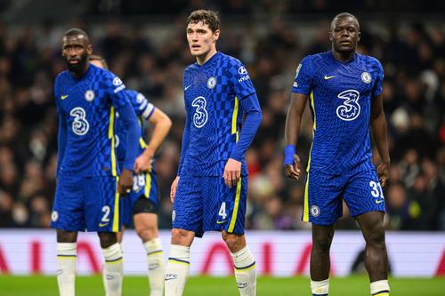 Andreas Christensen (centru) își încheie contractul cu Chelsea la finalul sezonului și a intrat pe radarul Barcelonei / foto: Imago