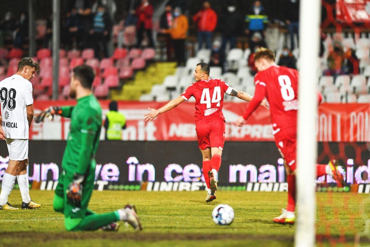 Torje, cel mai bun în Dinamo - Gaz Metan » Un singur dinamovist a dezamăgit