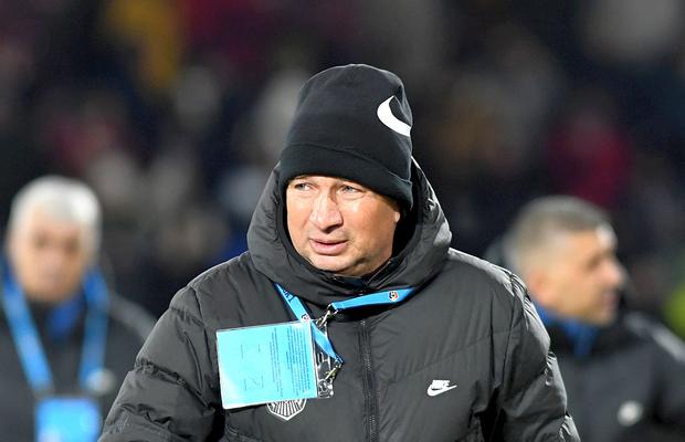 Marcatorii nu i-au plăcut » Dan Petrescu i-a dat afară pe cei mai buni, iar acum CFR Cluj suferă