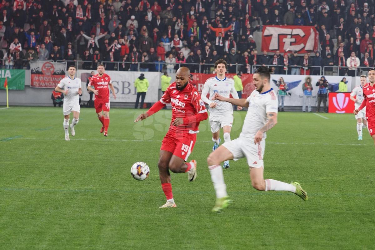 „Pentru ce, Andrei?” » Mesajul lui Nicolescu, la fix un an după ce Red&White a cumpărat Dinamo: „Priviți acest video!”