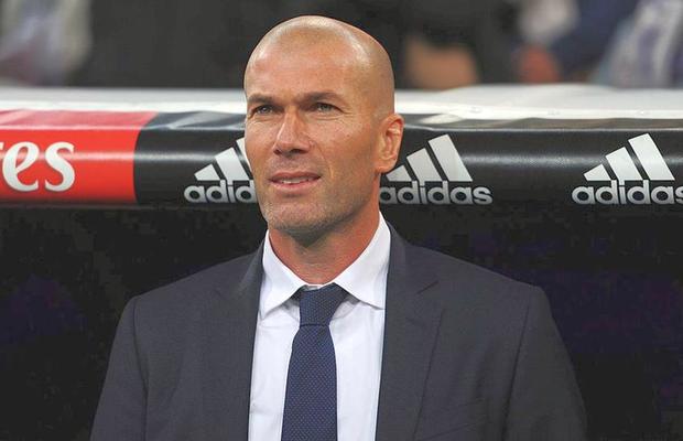 Surpriză mare în Europa » Zinedine Zidane negociază cu un nume uriaș!