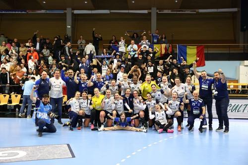 Dunărea Brăila sărbătorește calificarea în „sferturile” EHF European League de pe locul 1 în grupă Foto: Facebook Dunărea Brăila