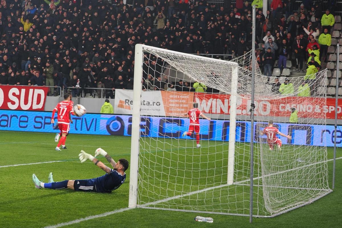 „Pentru ce, Andrei?” » Mesajul lui Nicolescu, la fix un an după ce Red&White a cumpărat Dinamo: „Priviți acest video!”